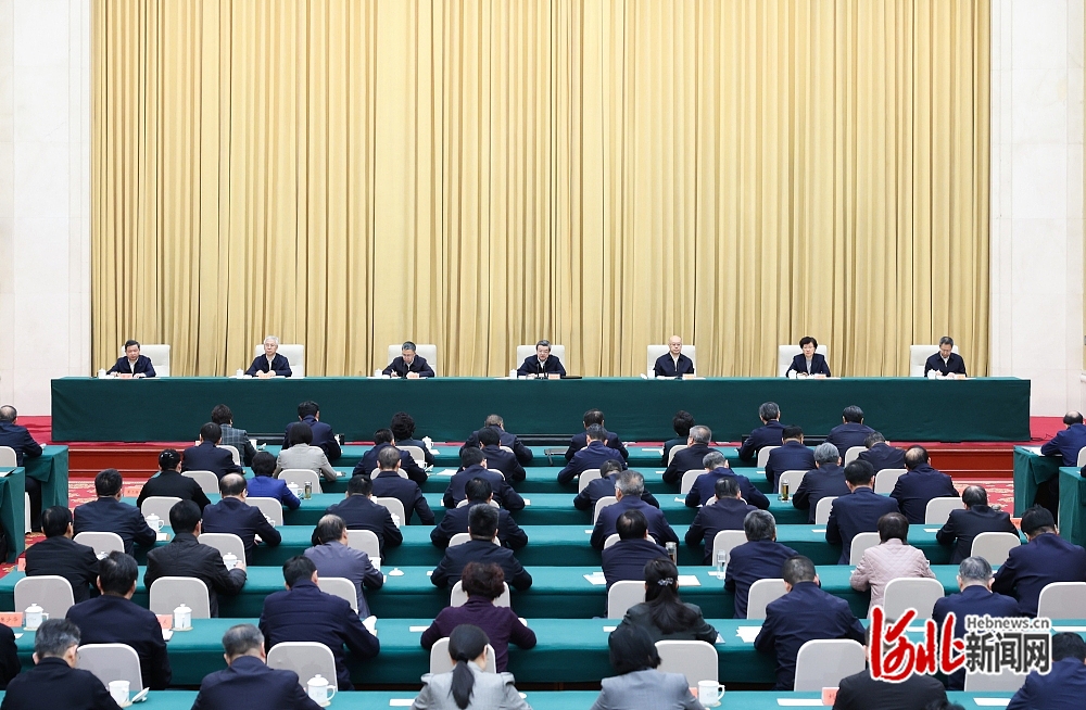  �ӱ�ʡ����ѧϰ�᳹ȫ�����ᾫ���쵼�ɲ������ٿ�